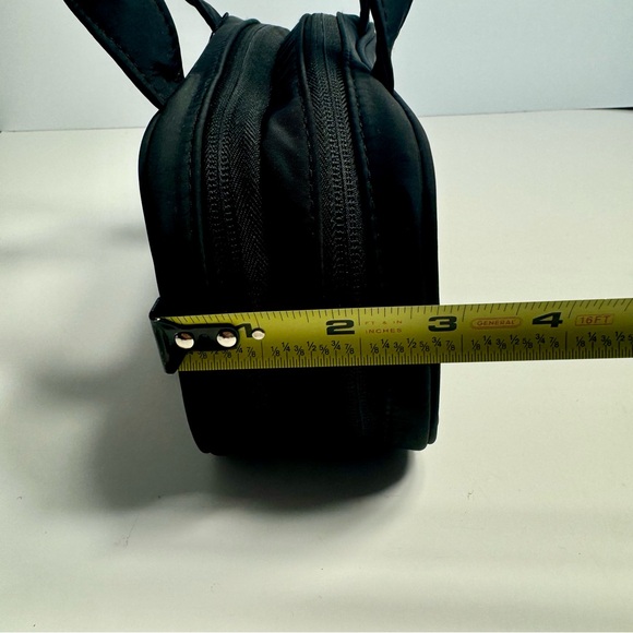 NWT. Primark Disney makeup cosmetic toiletries bag featuring Mickey Mouse. - Picture 14 of 14